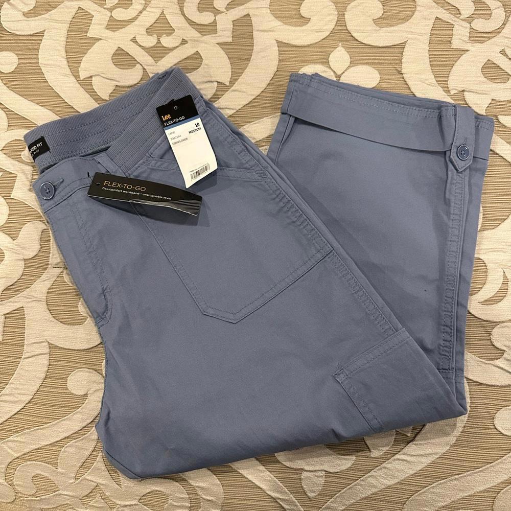 Women’s Lee Flex-To-Go Capri Pants